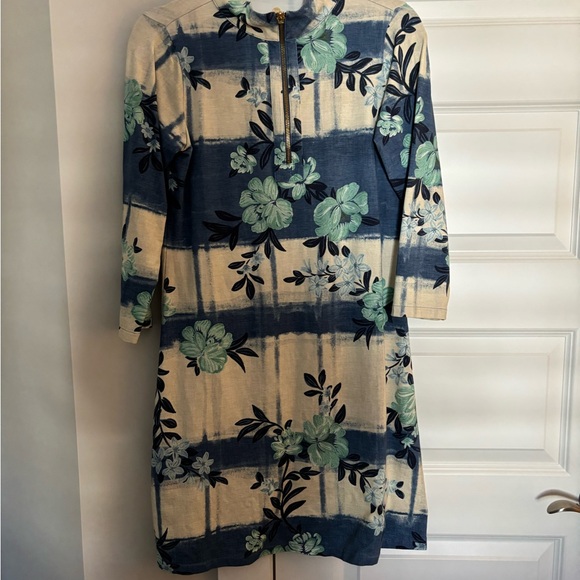 Spartina 449 Blue and White Floral Top - Picture 4 of 5